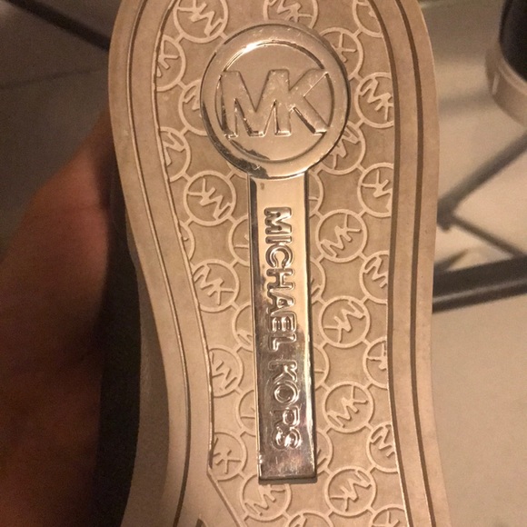 Michael Kors shoes - Picture 4 of 4